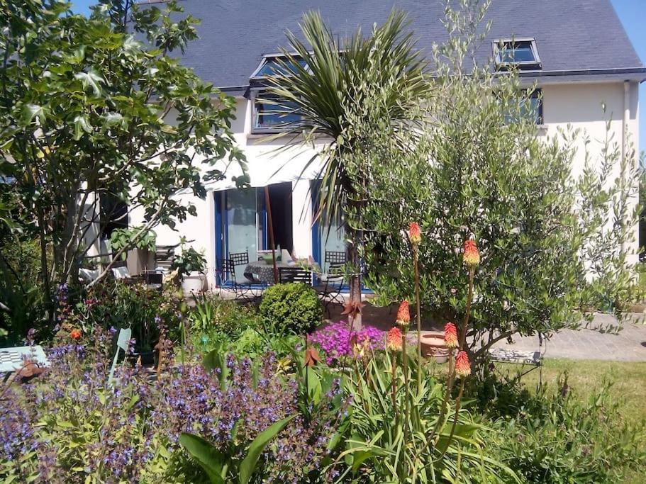 Maison Familiale Sur La Cote D'Emeraude Lancieux Exteriér fotografie